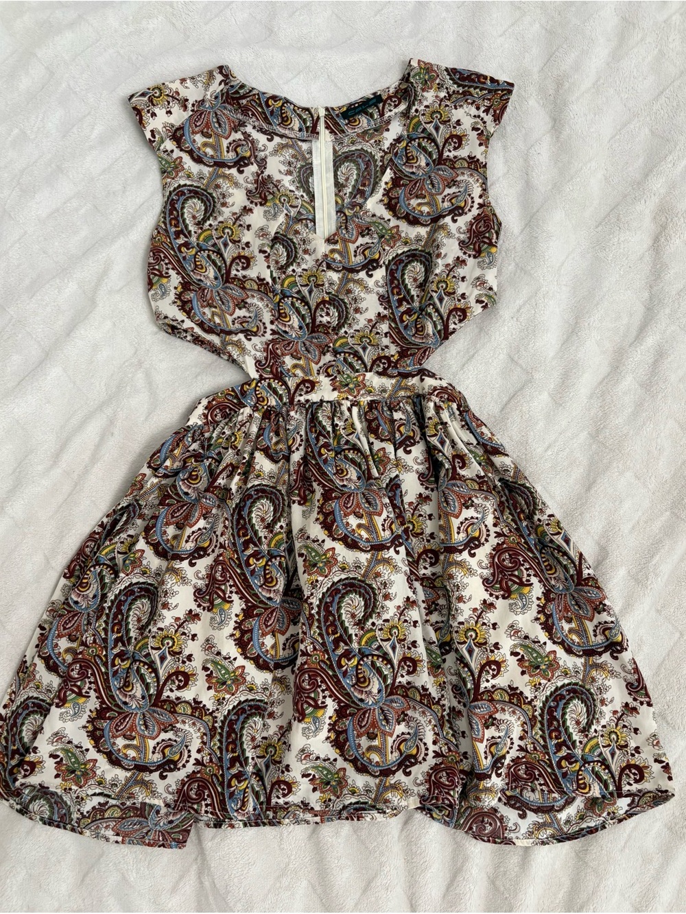 Paisley Fit-and-Flare Cut-Out Dress in Cream with Multicolor Print